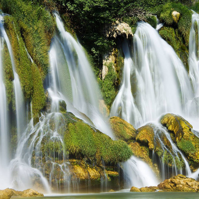 PLITVICE LAKES -KRKA NATIONAL PARK PRIVATE TRANSFER Degenija tours