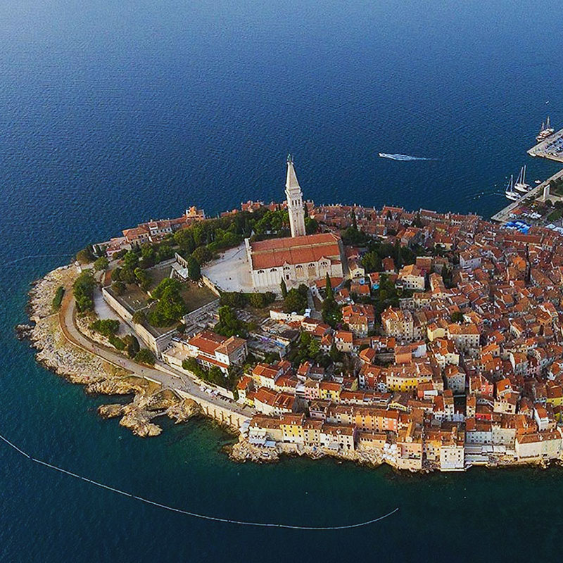 ROVINJ - PLITVICE LAKES PRIVATE TRANSFER Degenija tours