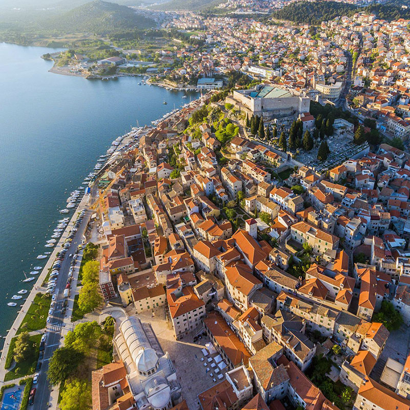 ŠIBENIK - PLITVICE LAKES PRIVATE TRANSFER Degenija tours